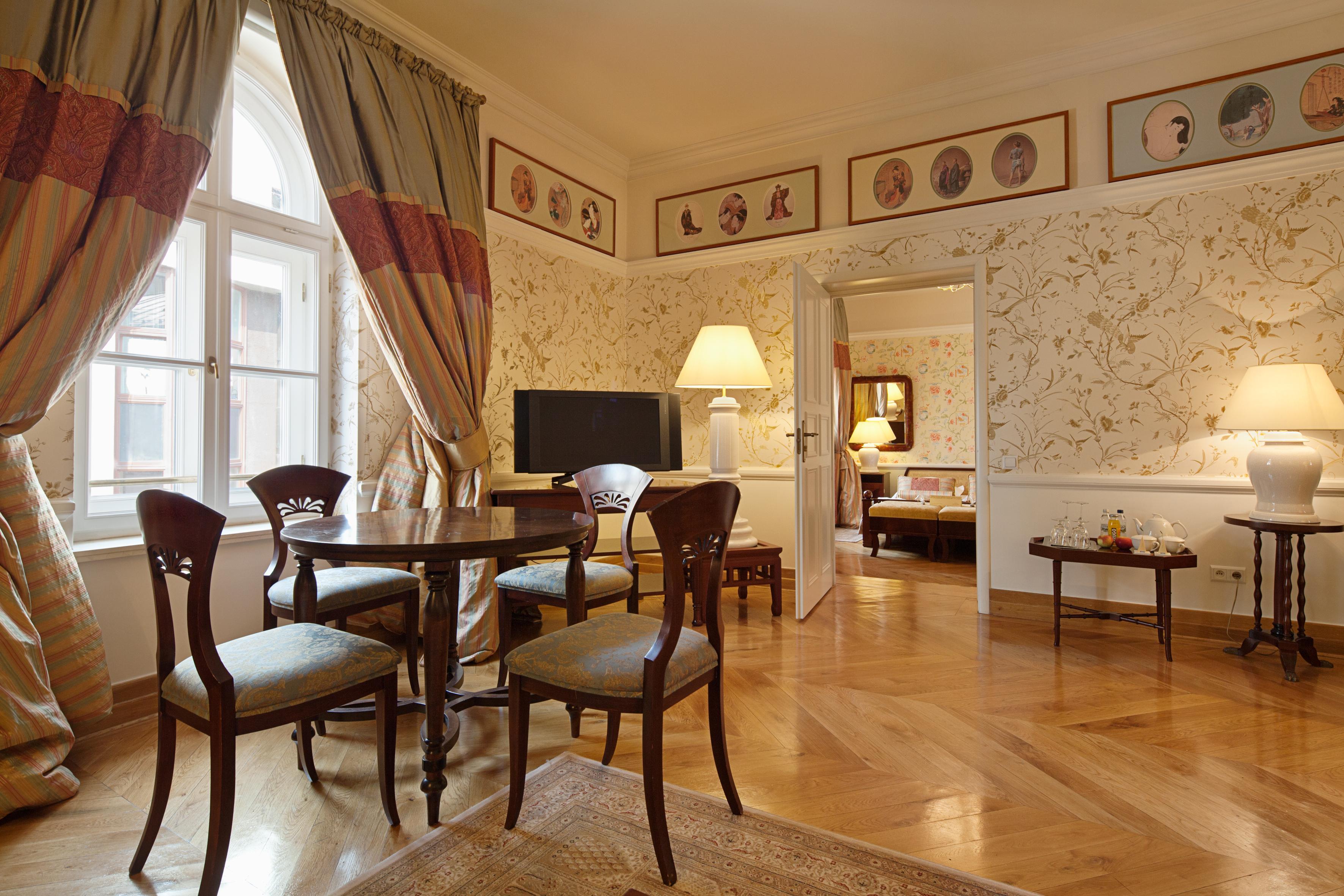 The Bonerowski Palace Boutique Готель 5*